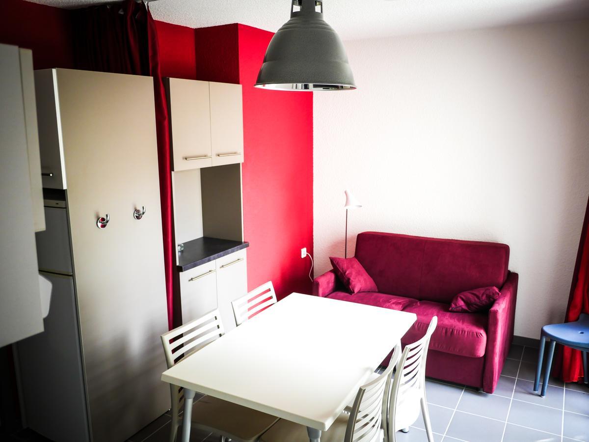 Village Vacances Passion La Buissiere Labeaume Exteriér fotografie